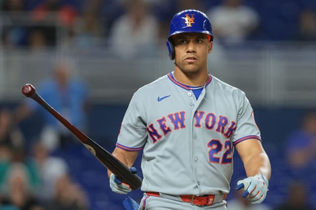 Juan Soto Faces Fan Backlash After Lack of Hustle in Mets vs Yankees Loss
