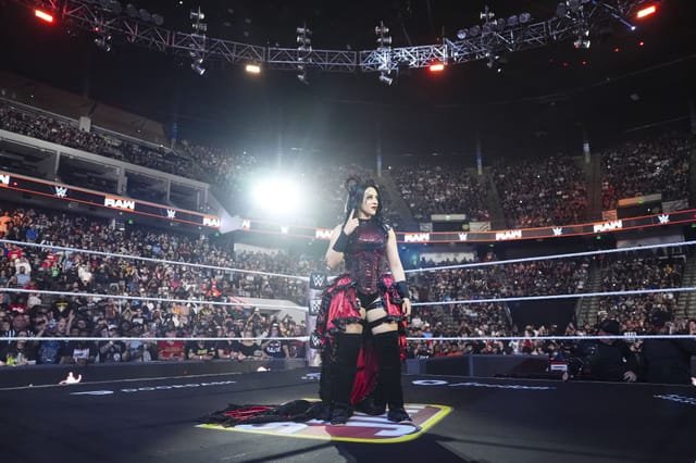 Stephanie Vaquer Wins WWE Women’s World Title in Emotional Chile Victory