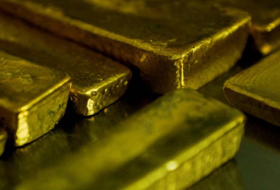 Gold Prices Slip as Oil Rally Boosts Fed Rate Hike Bets Ahead of September Meeting
