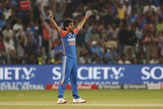 AFG vs IND 2nd T20I: Aakash Chopra Picks Ravi Bishnoi to Replace Varun