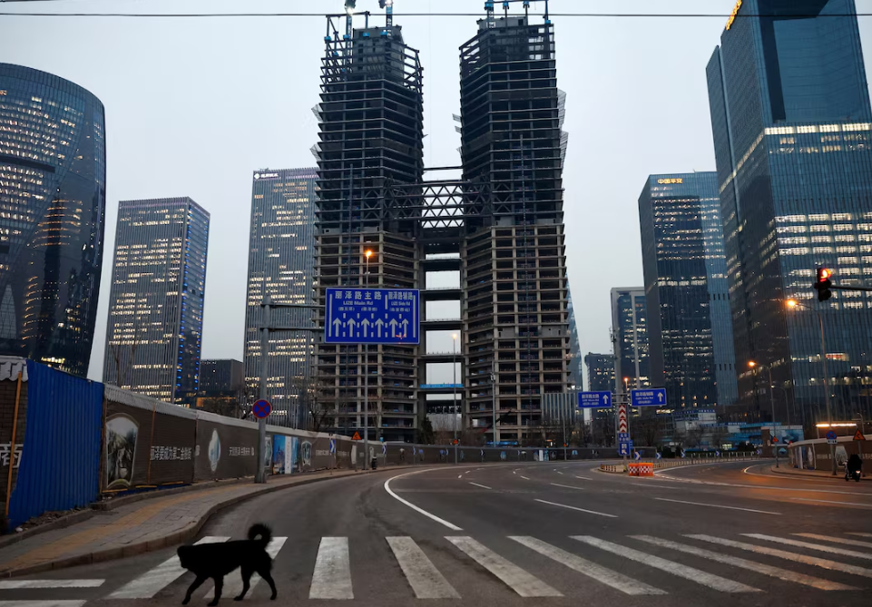 Chinese Investors Rush Into US Stocks as Beijing Expands QDII Overseas Investment Access