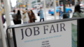 US Weekly Jobless Claims Fall to 196,000 as Labor Market Shows Stability Despite Hiring Concerns