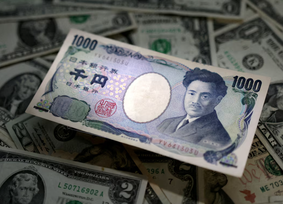 Japanese Yen Weakens as Intervention Risks Persist While US Dollar Holds Steady After Hawkish Fed Signals