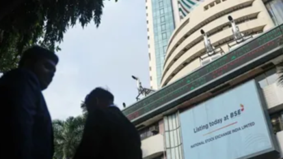 Sensex Falls 800 Points as Crude Oil Tops $106 Sensex Falls 800 Points as Crude Oil Tops $106
