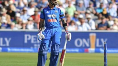 Virat Kohli’s 139* After Two-Month Break Earns Huge Praise From Dinesh Karthik Virat Kohli’s 139* After Two-Month Break Earns Huge Praise From Dinesh Karthik
