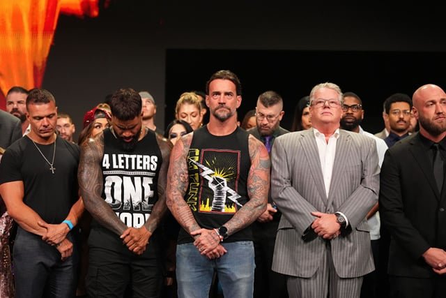 The Miz Pays Tribute to WWE Superfan Dennis Haskins After Actor’s Death