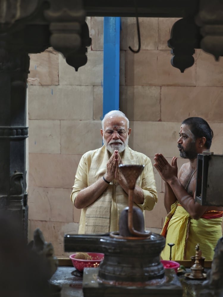 25 years of Narendra Modi