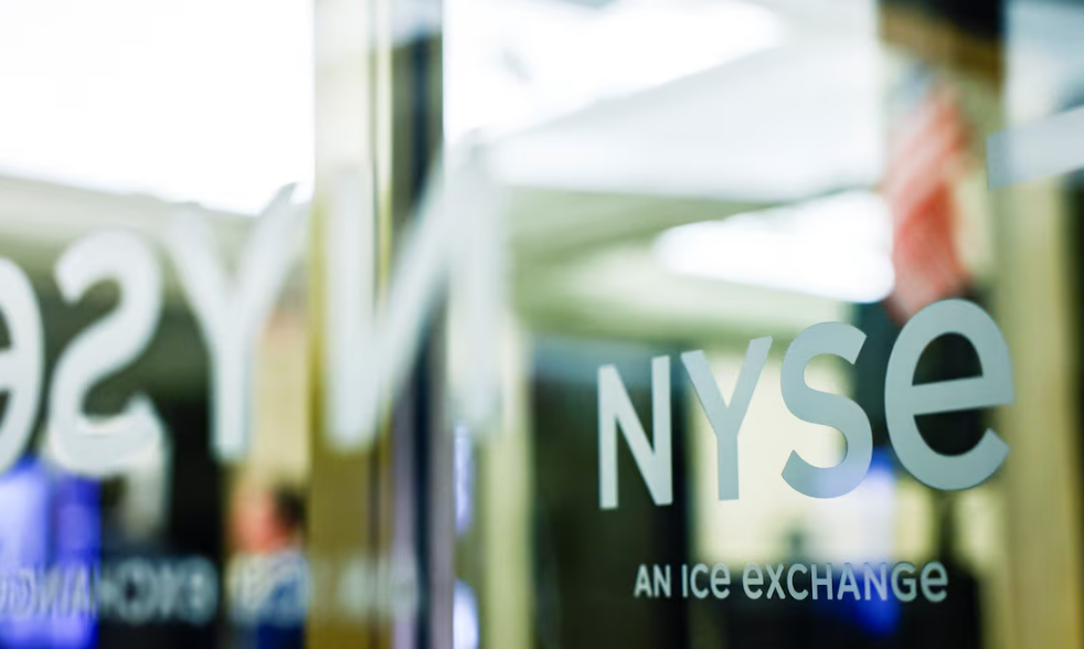 US Stocks Face Bond Yields, Midterms and Earnings Test
