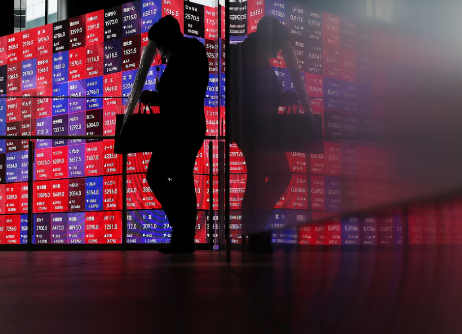 Stocks Rise as Markets Cut October Fed Rate Hike Bets