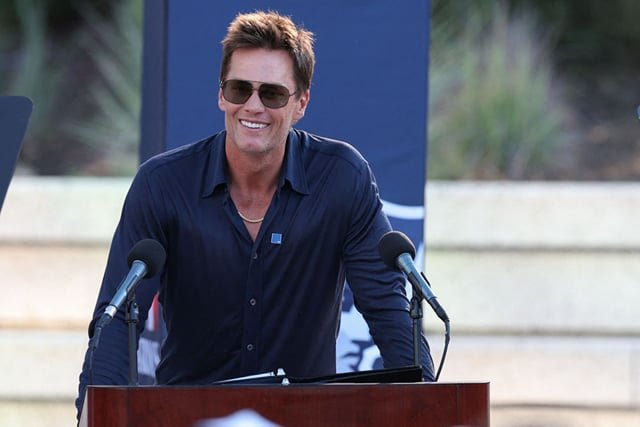 10 NFL Stars Who Own Some of the Most Expensive Luxury Homes in Football