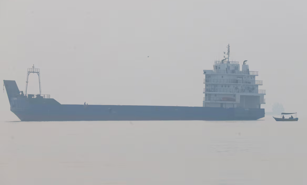 Strait of Hormuz Transits Hit Lowest Level in Two Months