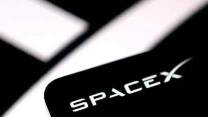 SpaceX Spectrum Deal Sends Australian Telecom Stocks Lower