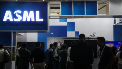 ASML Forecasts Strong Fourth-Quarter Sales on AI Demand ASML Forecasts Strong Fourth-Quarter Sales on AI Demand