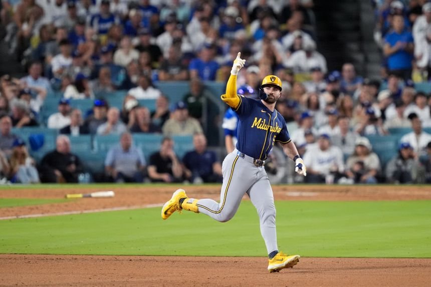 Brewers Sweep Dodgers to Reach World Series After 6-4 Win