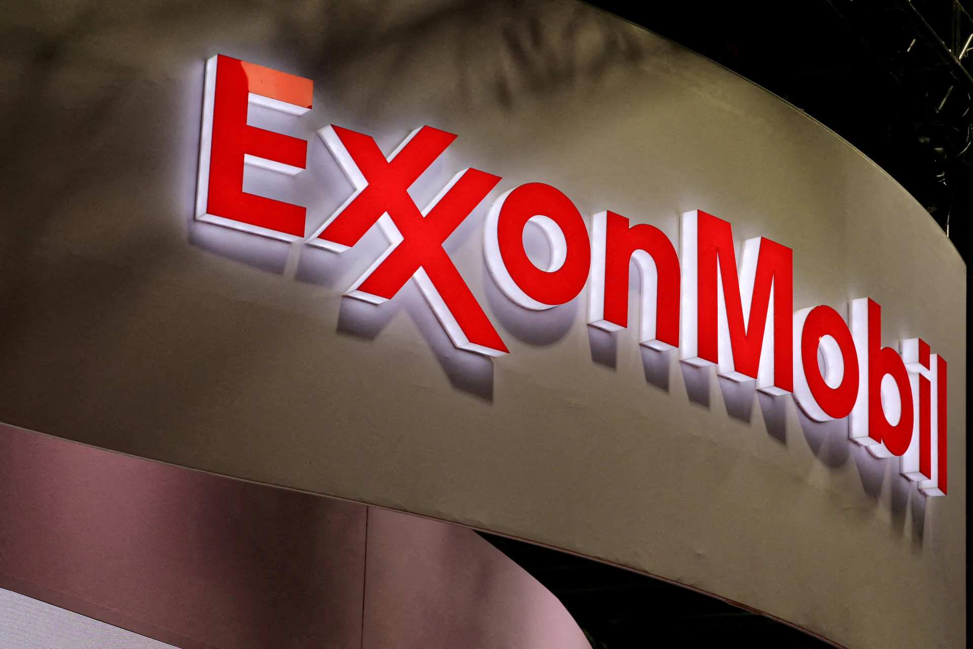 ExxonMobil Warns of $1.3 Billion Upstream Earnings Hit
