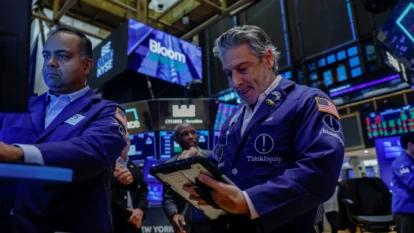 US Equity Funds Attract $13 Billion as Treasury Yields Ease US Equity Funds Attract $13 Billion as Treasury Yields Ease