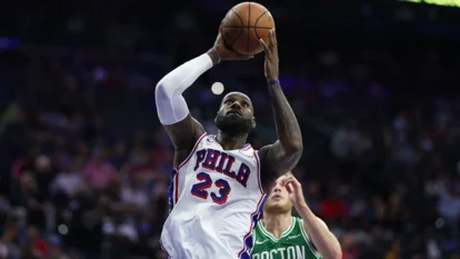 LeBron James Trolled After Layup Blunders Against Celtics LeBron James Trolled After Layup Blunders Against Celtics