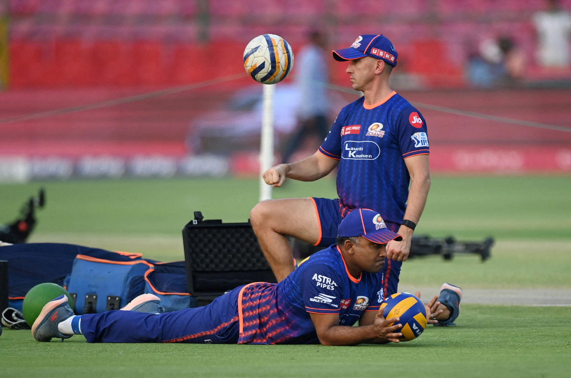 Mahela Jayawardene Steps Down as Mumbai Indians Head Coach