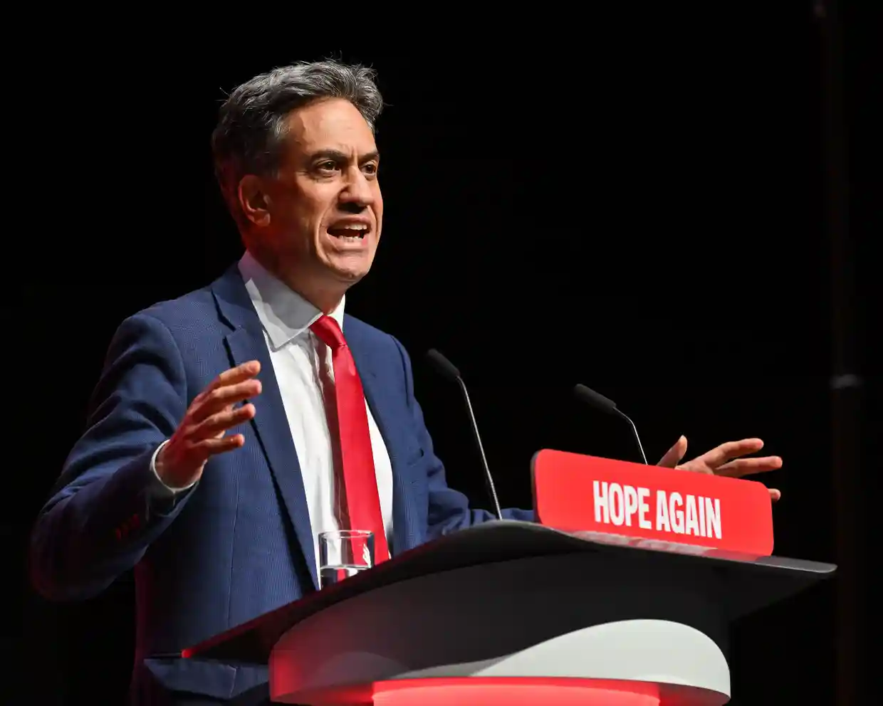UK AI Safety Fears Grow as Labour Weighs Risks and Benefits