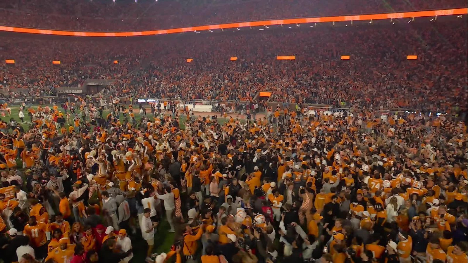 Alabama's CFP Hopes in Danger After Tennessee Upset
