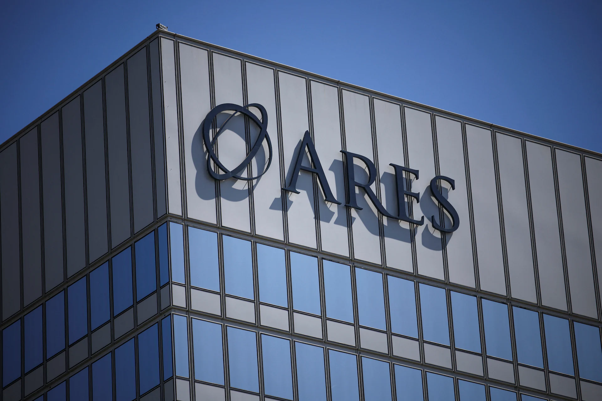 KKR to Sell Infinity Transportation to Ares for $2.9B