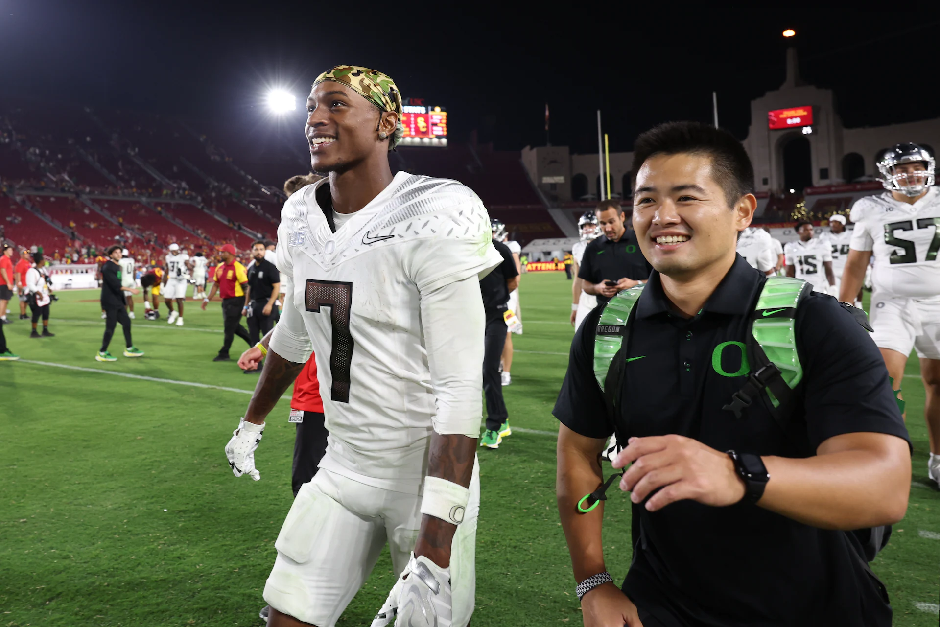 Oregon WR Evan Stewart Faces DUII Charge After Arrest