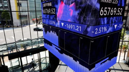 Asian Stocks Fall as Oil Rises and AI Earnings Loom