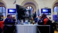 Nasdaq Futures Fall as Oil Rises and Big Tech Earnings Loom