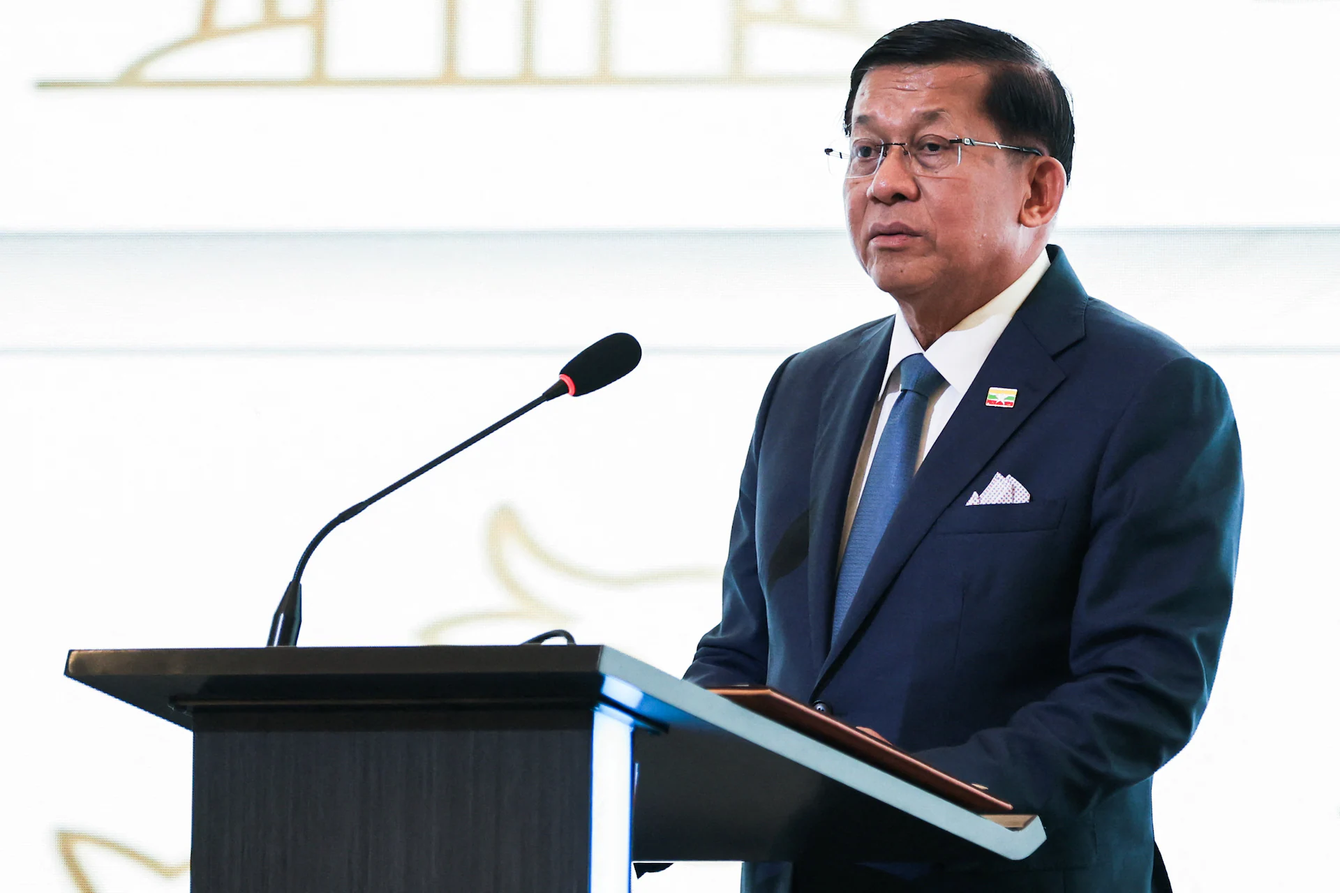 Japan Envoy Sasakawa Meets Myanmar's Min Aung Hlaing