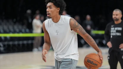 Thunder Beat Spurs 116-104 as Shai Gilgeous-Alexander Scores 32