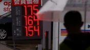 Japan Weighs Gasoline Subsidy Cuts as Fuel Costs Rise