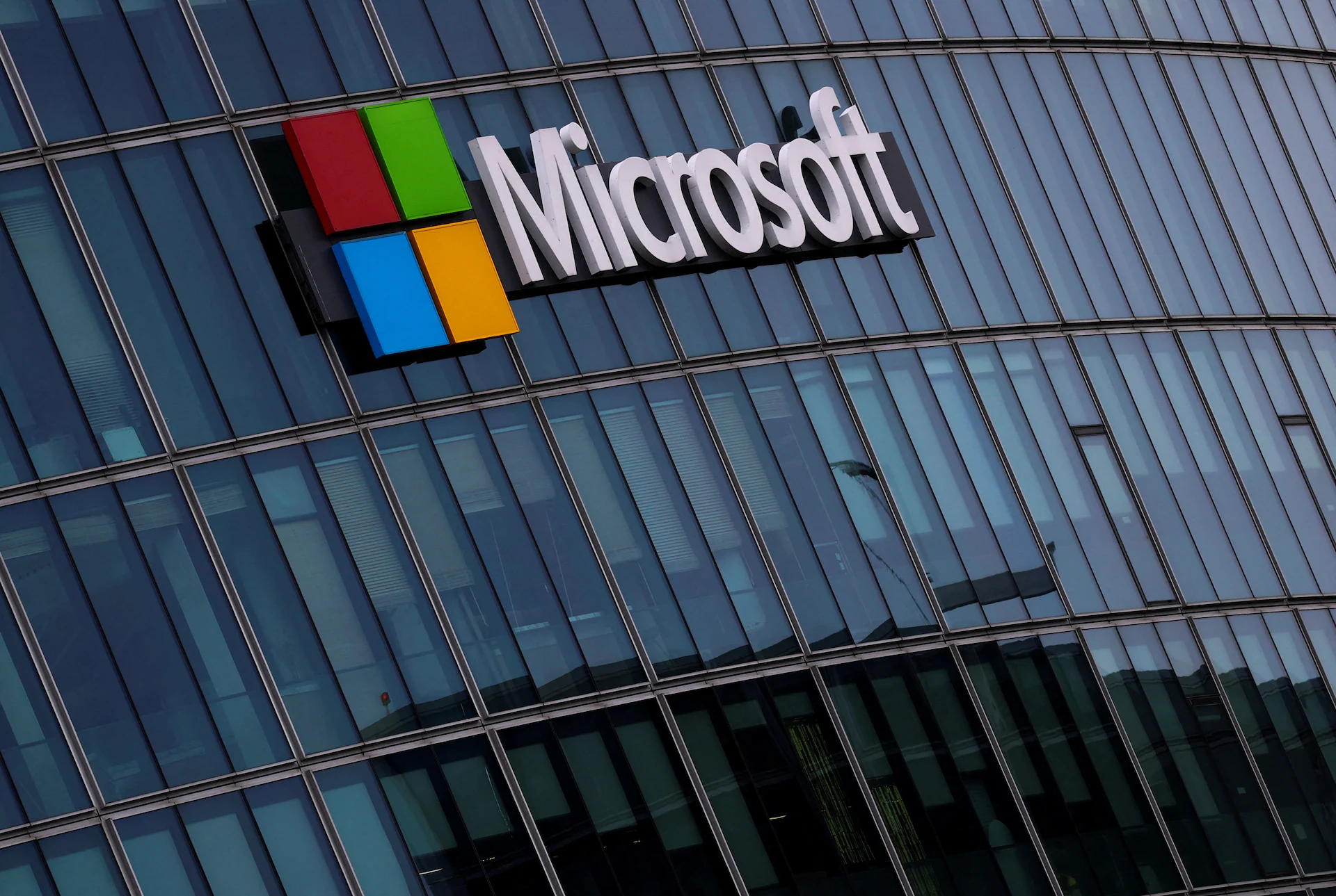 Microsoft AI Diagnosis Tool Outperforms Doctors in Study