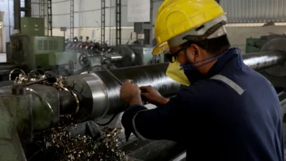 India October PMI Hits 4-Month High as Hiring Stalls India October PMI Hits 4-Month High as Hiring Stalls