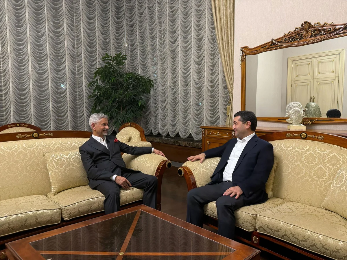 Jaishankar, Uzbekistan Discuss Bilateral Ties in Baku