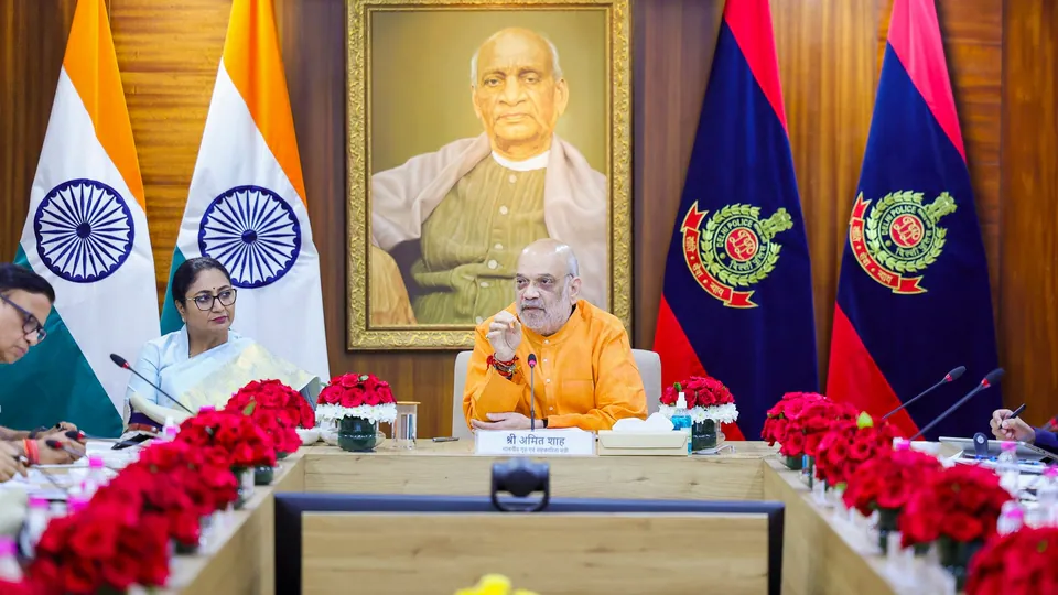 Amit Shah Reviews Delhi Police Law and Order Situation