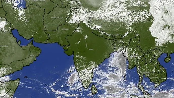 Bay of Bengal Cyclone: Andhra Landfall Forecast for Oct 28