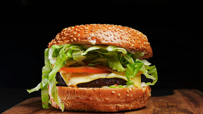 Lebanon’s $13 Chicken Sandwich Exposes Economic Inequality