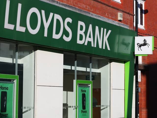 Lloyds Criticises UK Bank Tax Rise for Energy Bill Aid