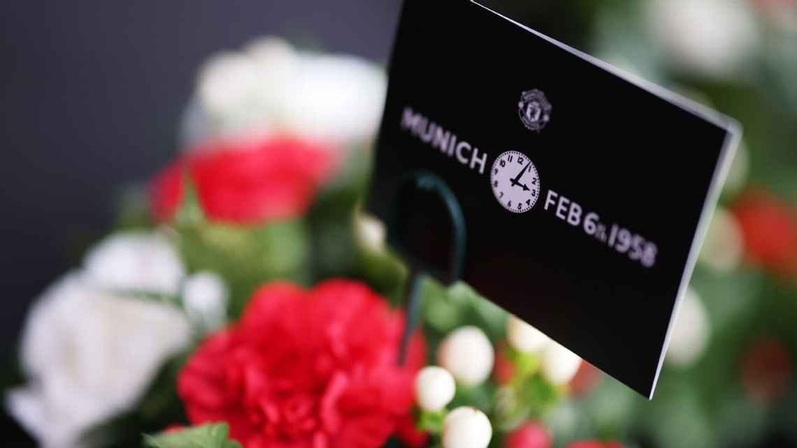 Manchester United Munich Memorial Vandalised, Items Stolen