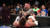 3 Reasons Kevin Owens Should Defeat CM Punk on SmackDown