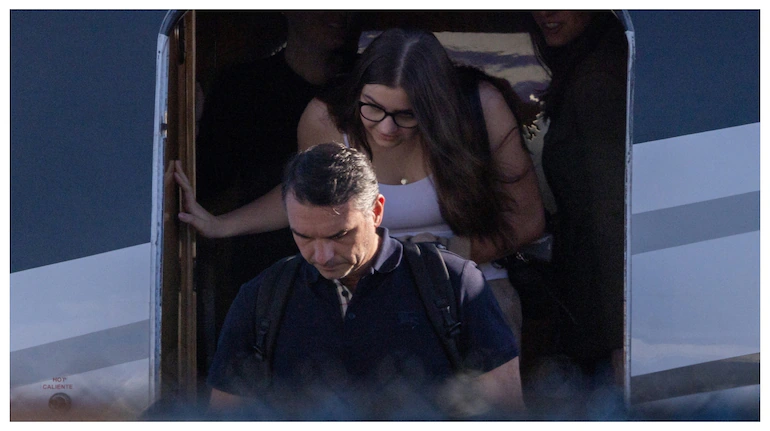 Flavio Bolsonaro Claims Persecution After Leaving Brazil