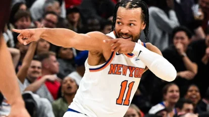 Jalen Brunson's Awkward Referee Moment Goes Viral After Loss